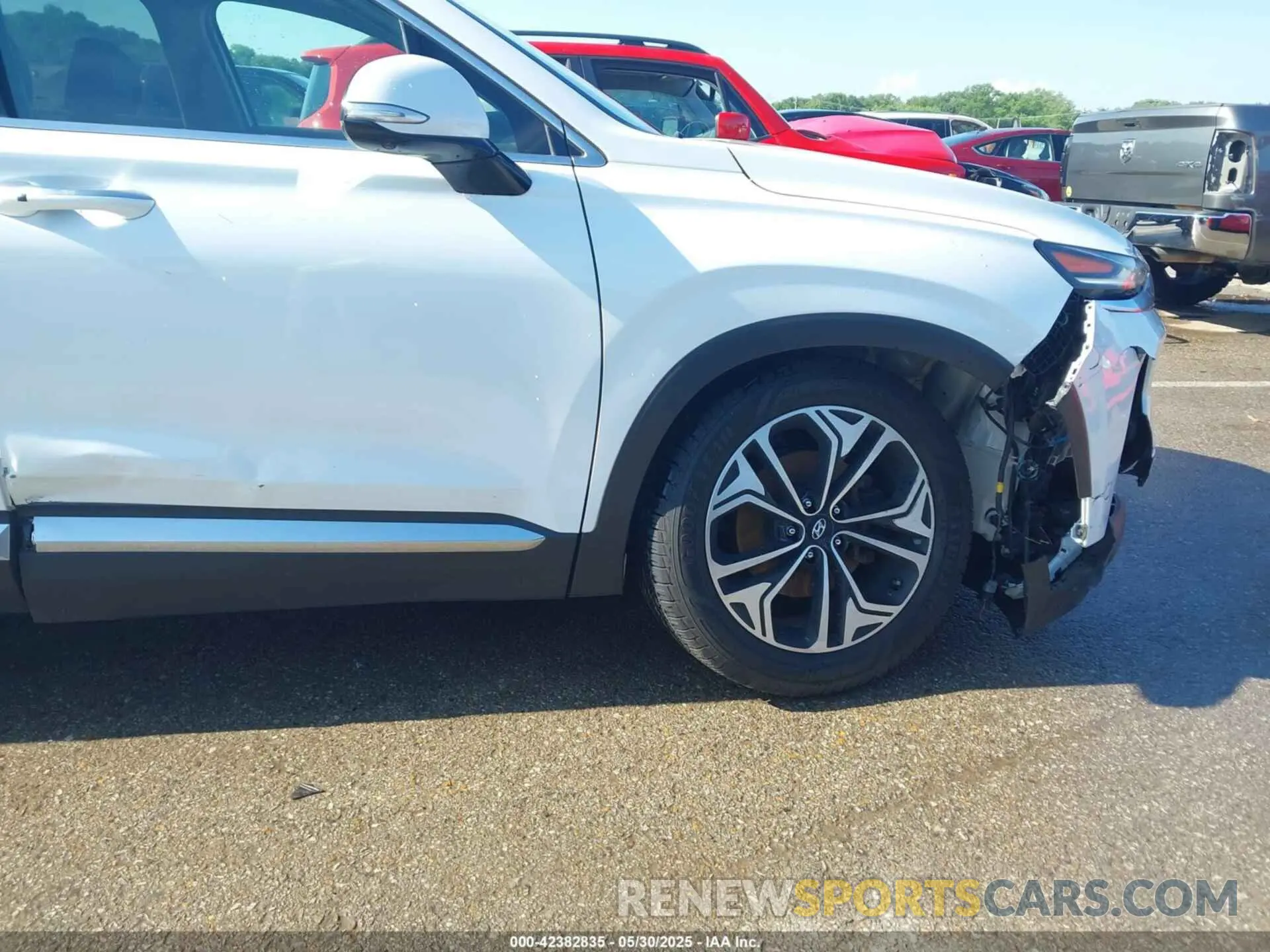 6 Photograph of a damaged car 5NMS53AA0KH023073 HYUNDAI SANTA FE 2019