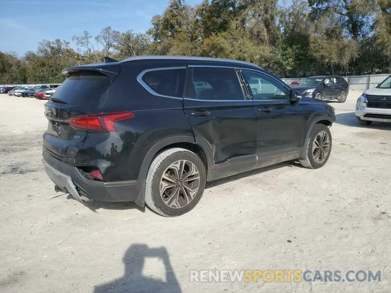 3 Photograph of a damaged car 5NMS53AA2KH124888 HYUNDAI SANTA FE 2019