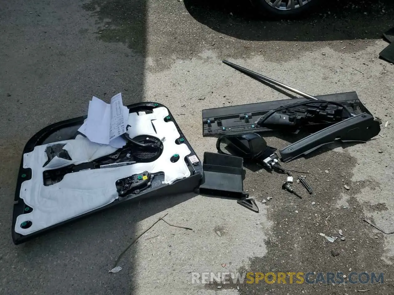 13 Photograph of a damaged car 5NMS53AA2KH133896 HYUNDAI SANTA FE 2019