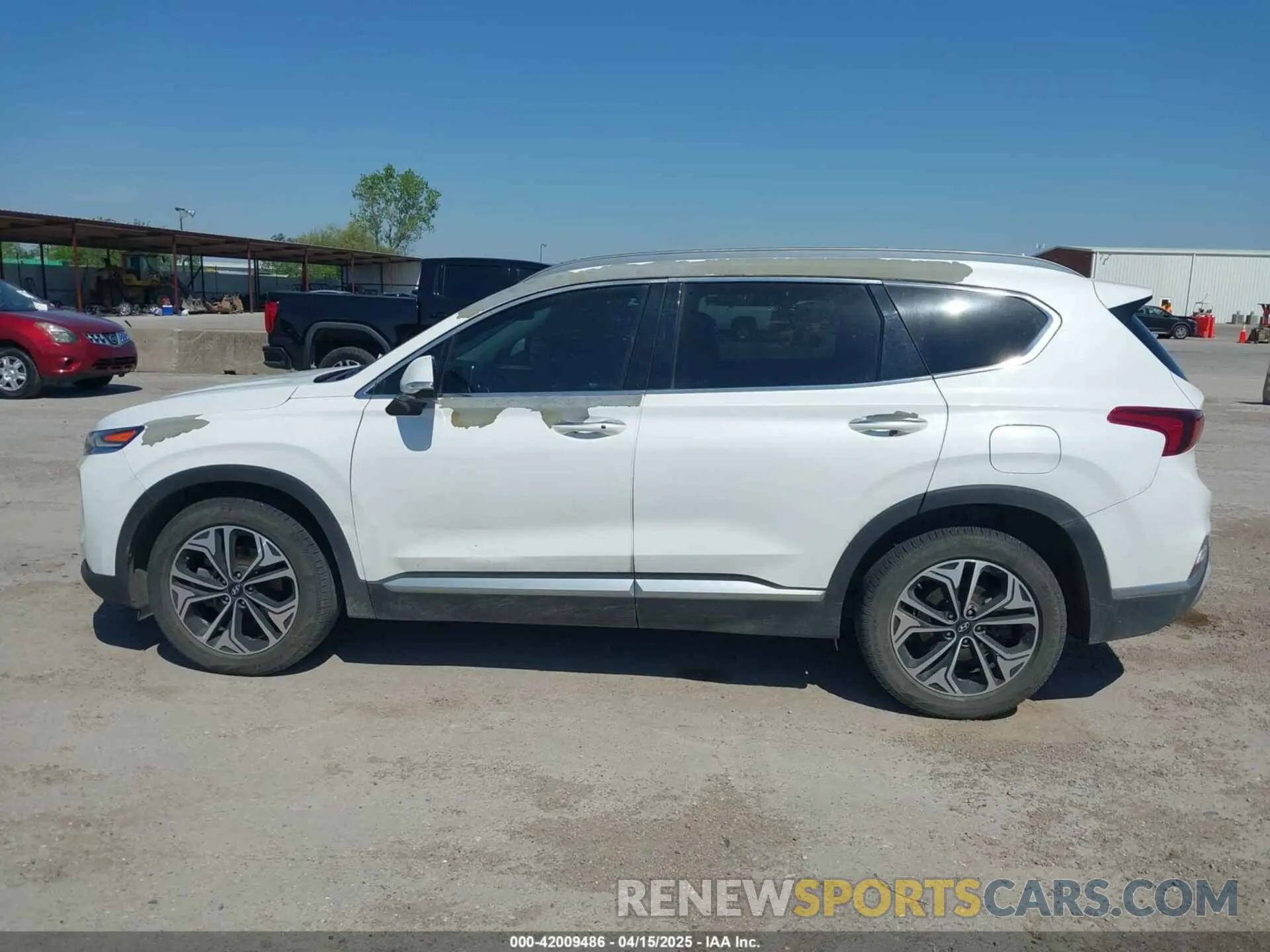 14 Photograph of a damaged car 5NMS53AA3KH015632 HYUNDAI SANTA FE 2019