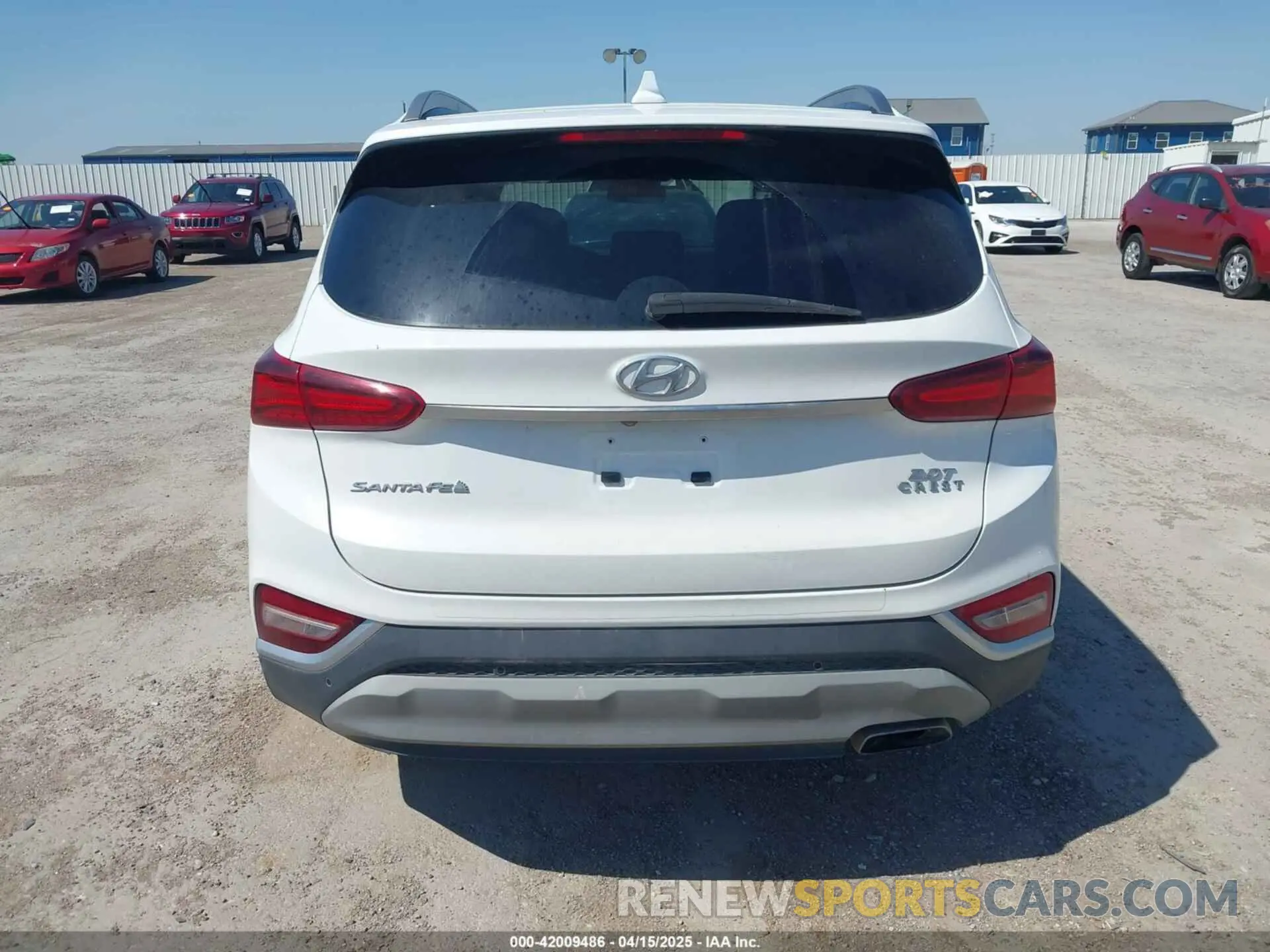 16 Photograph of a damaged car 5NMS53AA3KH015632 HYUNDAI SANTA FE 2019