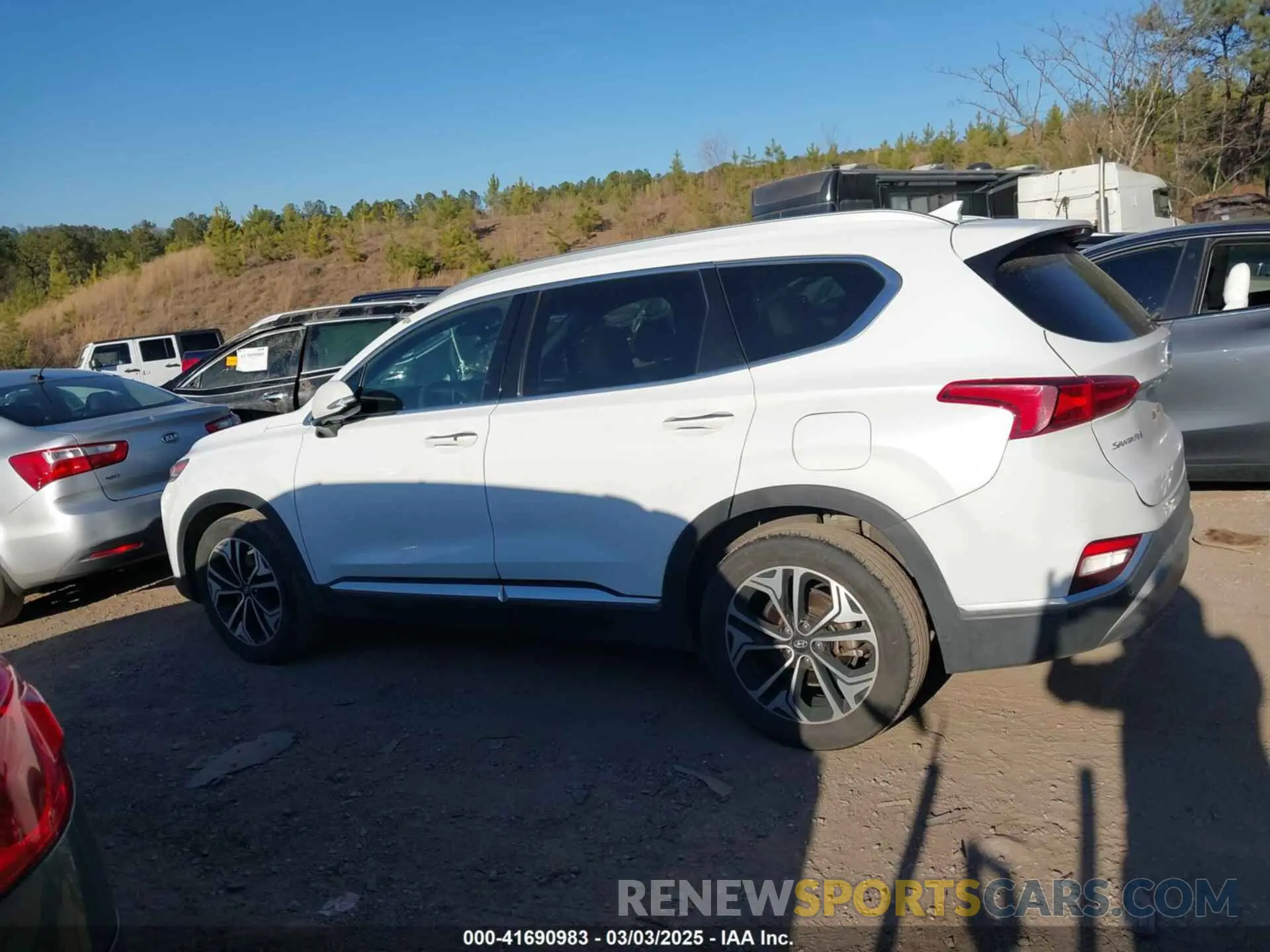 14 Photograph of a damaged car 5NMS53AA3KH051319 HYUNDAI SANTA FE 2019