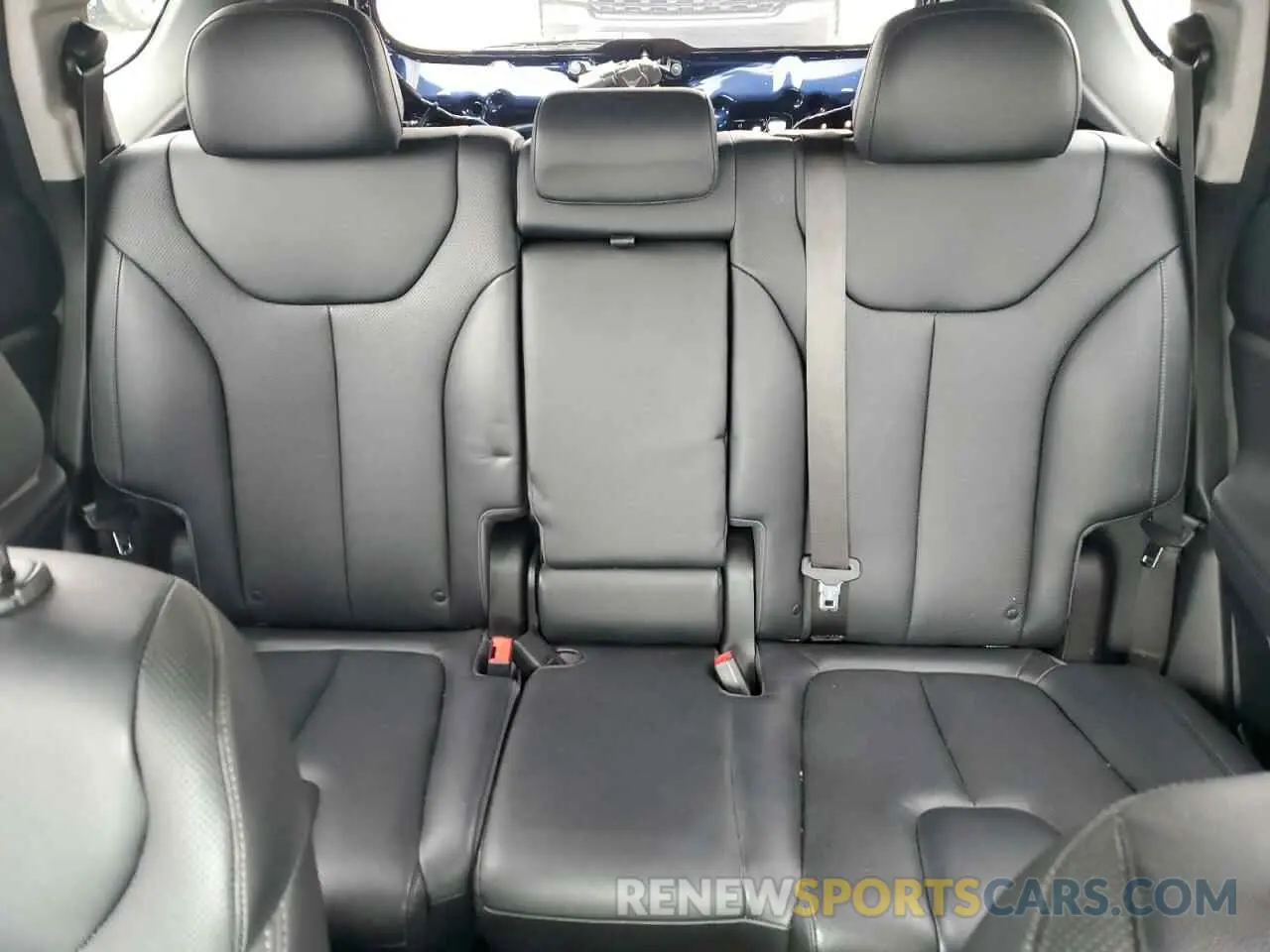 10 Photograph of a damaged car 5NMS53AA4KH013355 HYUNDAI SANTA FE 2019