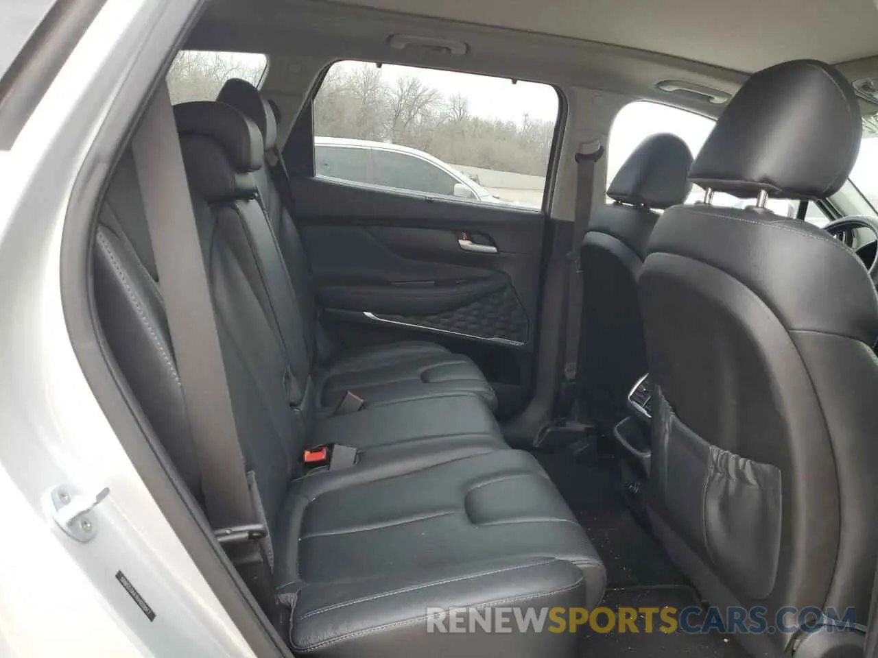 11 Photograph of a damaged car 5NMS53AA7KH028917 HYUNDAI SANTA FE 2019