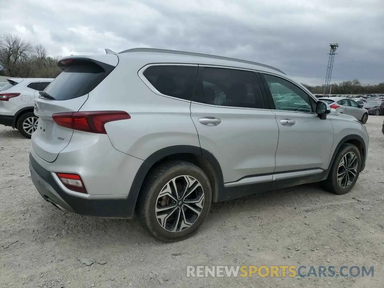 3 Photograph of a damaged car 5NMS53AA7KH028917 HYUNDAI SANTA FE 2019