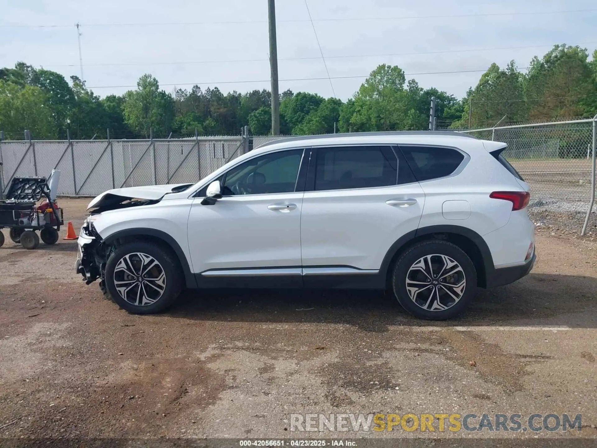15 Photograph of a damaged car 5NMS53AA7KH052358 HYUNDAI SANTA FE 2019