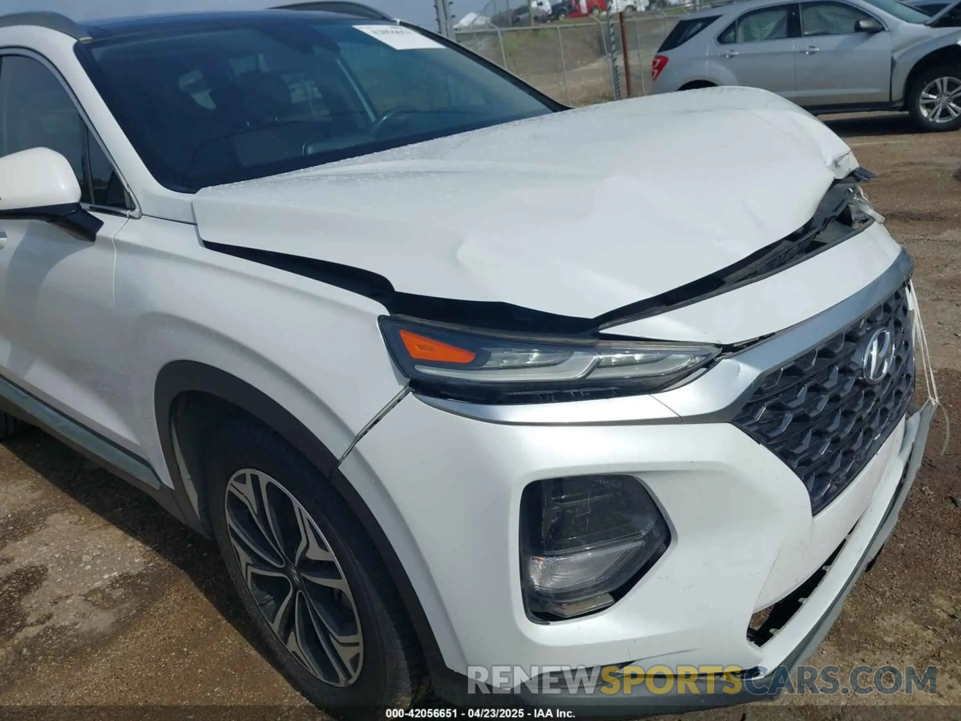 19 Photograph of a damaged car 5NMS53AA7KH052358 HYUNDAI SANTA FE 2019