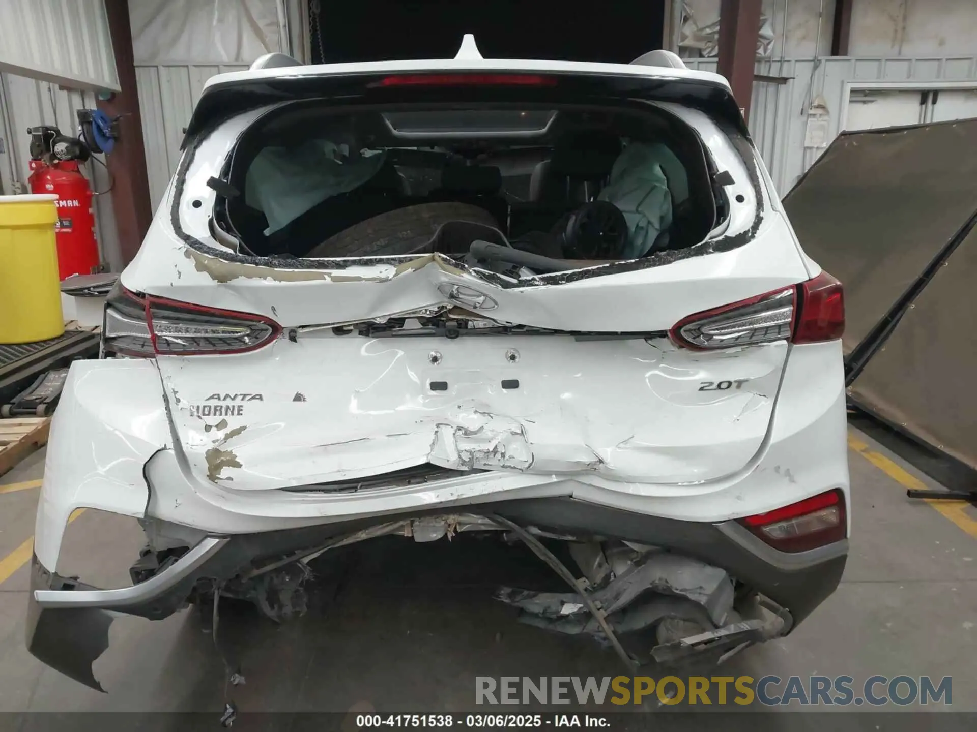 16 Photograph of a damaged car 5NMS53AA9KH013271 HYUNDAI SANTA FE 2019