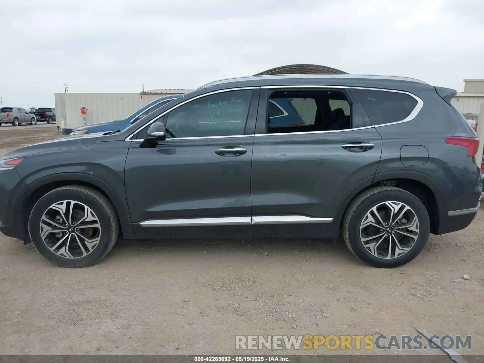 14 Photograph of a damaged car 5NMS53AA9KH116223 HYUNDAI SANTA FE 2019