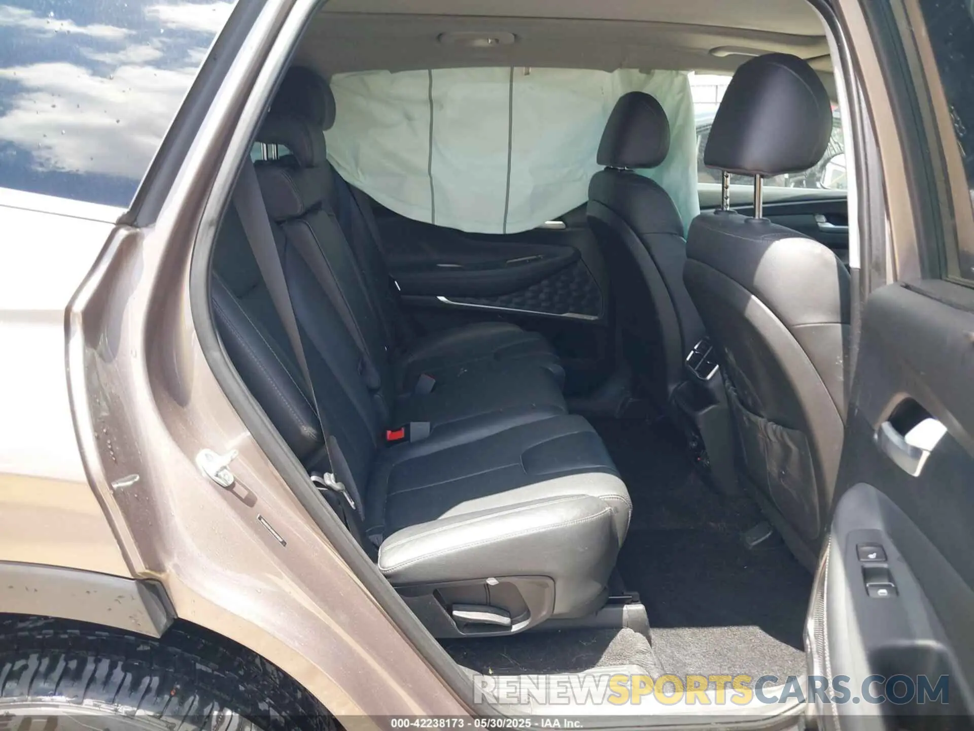 8 Photograph of a damaged car 5NMS53AA9KH128307 HYUNDAI SANTA FE 2019
