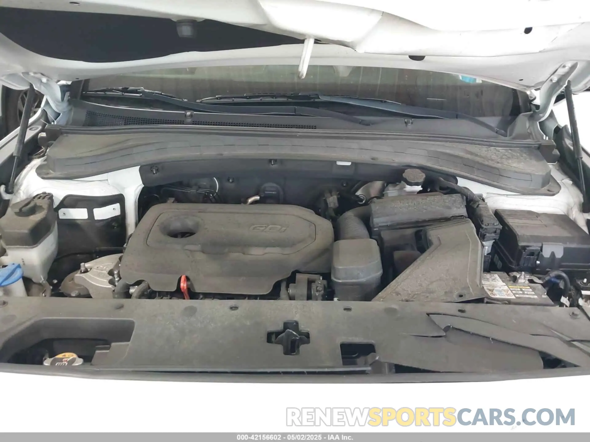 10 Photograph of a damaged car 5NMS53AD2KH048731 HYUNDAI SANTA FE 2019