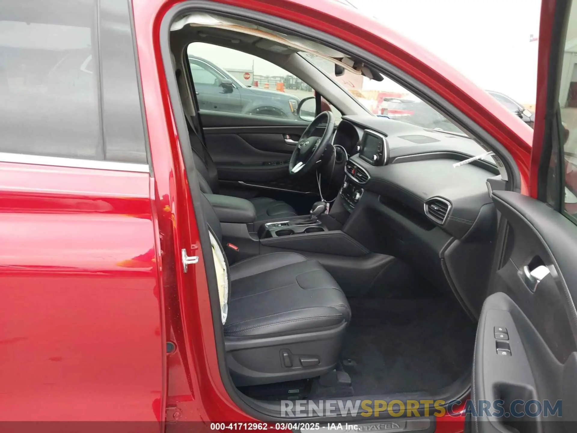 5 Photograph of a damaged car 5NMS53AD2KH110435 HYUNDAI SANTA FE 2019