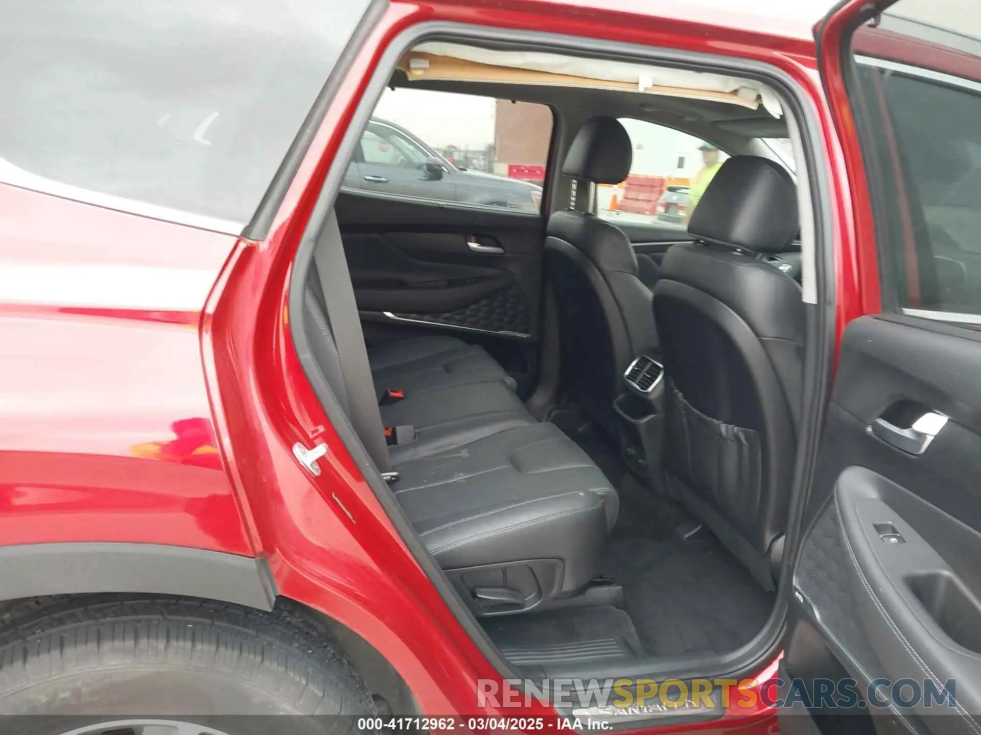 8 Photograph of a damaged car 5NMS53AD2KH110435 HYUNDAI SANTA FE 2019