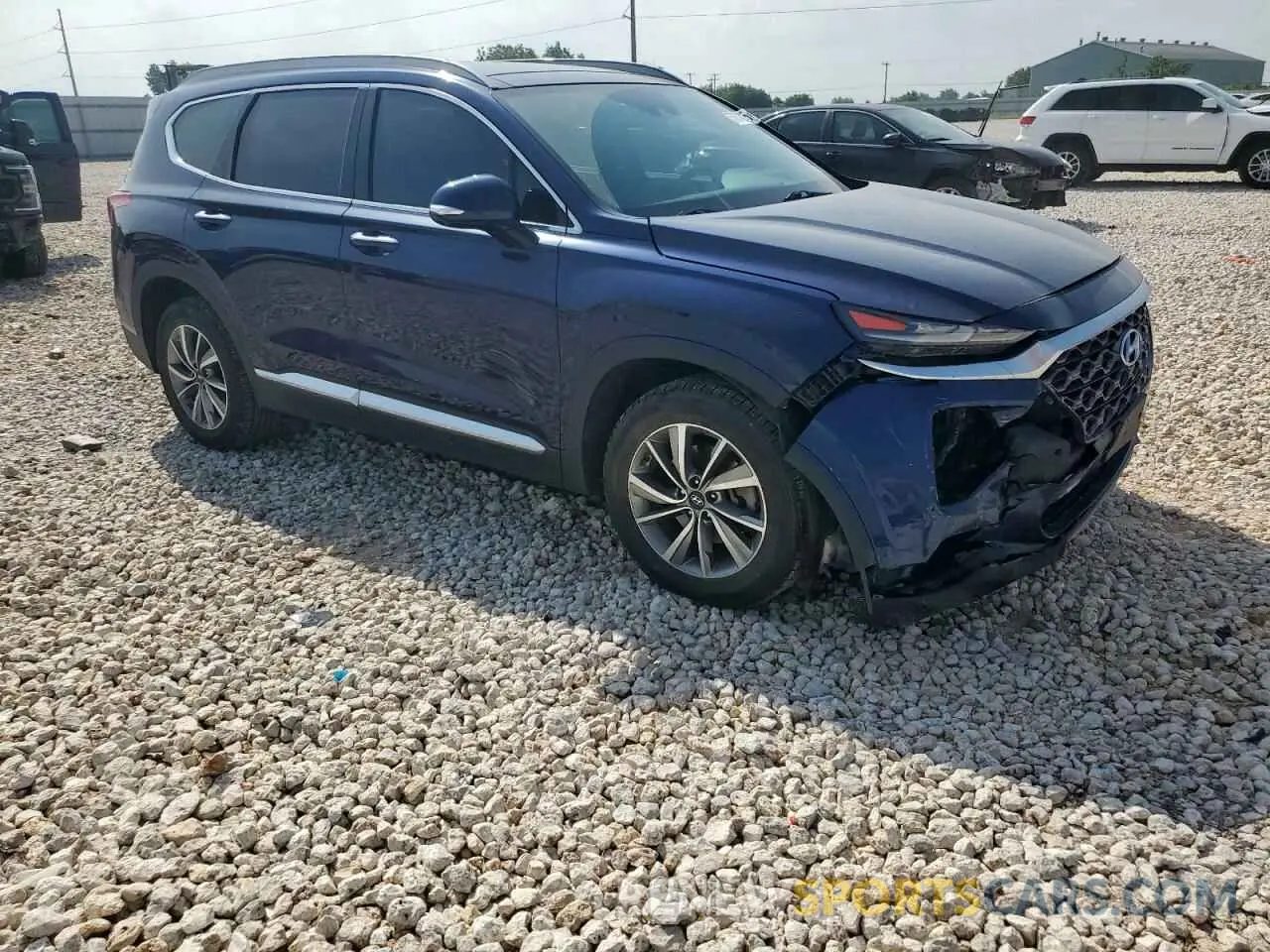 4 Photograph of a damaged car 5NMS53AD4KH115121 HYUNDAI SANTA FE 2019