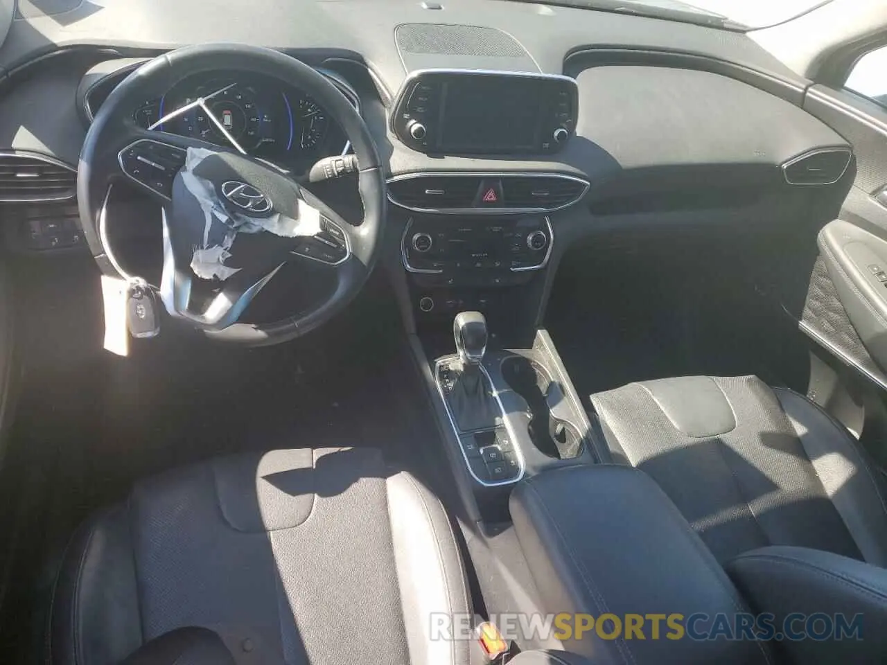 8 Photograph of a damaged car 5NMS53AD6KH107215 HYUNDAI SANTA FE 2019