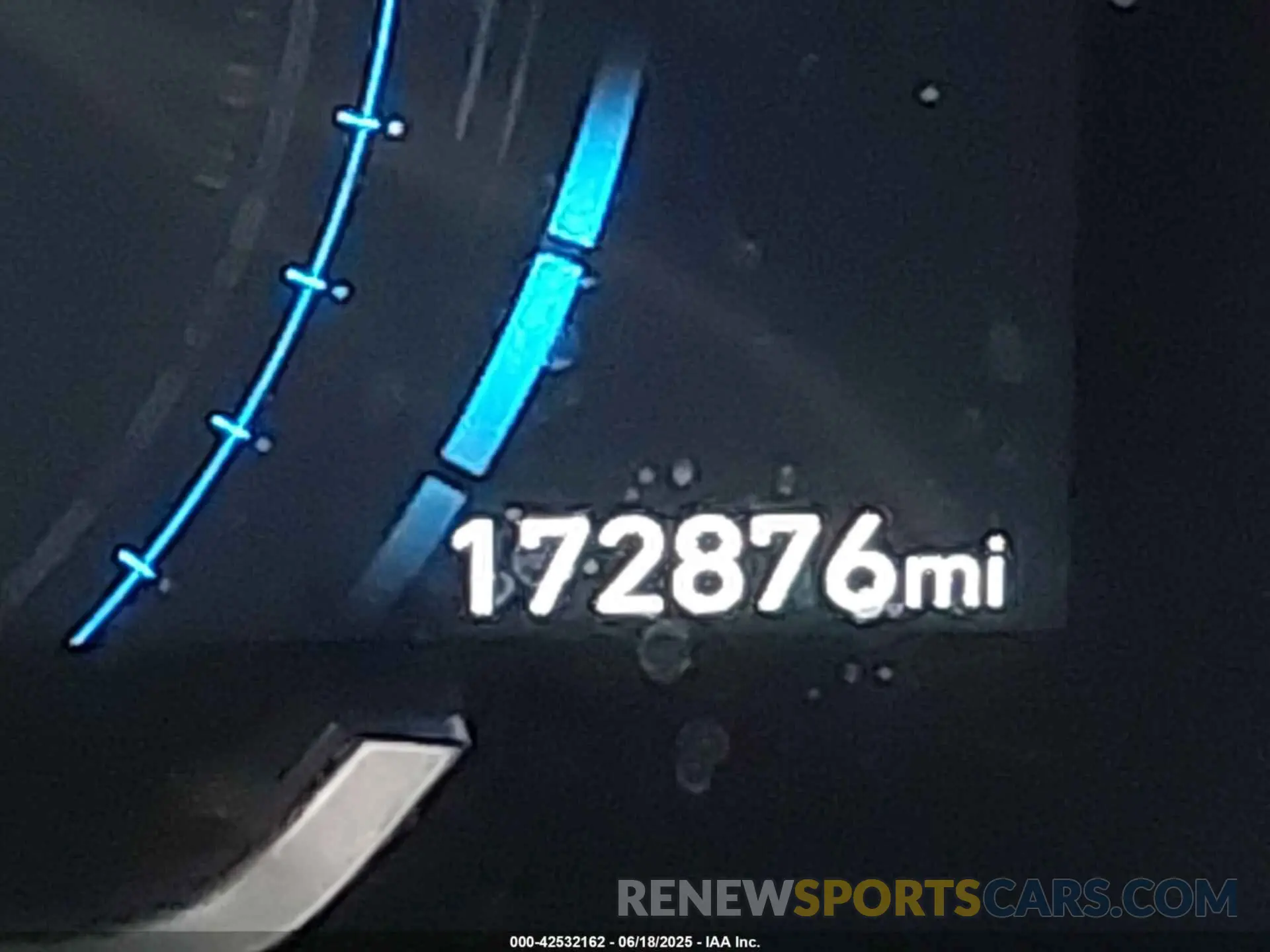 15 Photograph of a damaged car 5NMS53AD7KH126937 HYUNDAI SANTA FE 2019