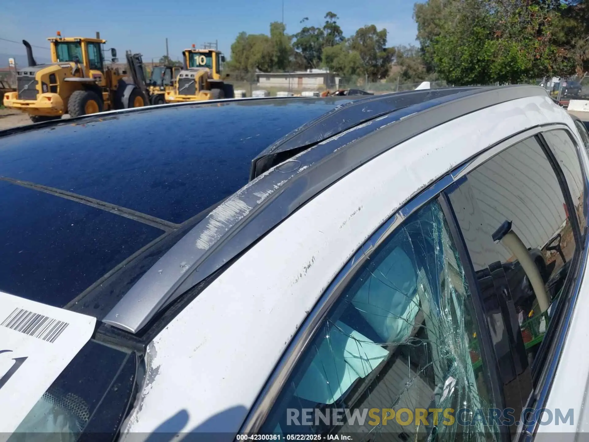 14 Photograph of a damaged car 5NMS53AD8KH051231 HYUNDAI SANTA FE 2019