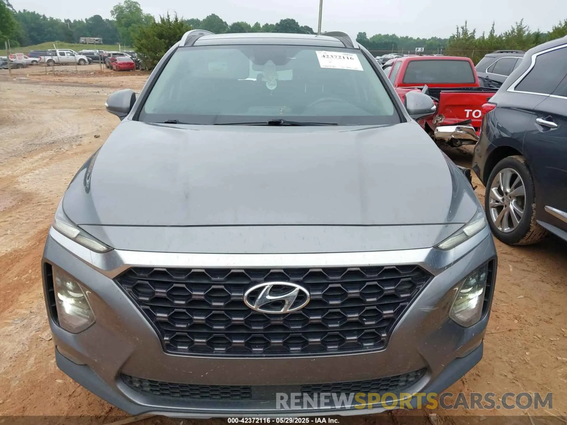 12 Photograph of a damaged car 5NMS53AD9KH001597 HYUNDAI SANTA FE 2019