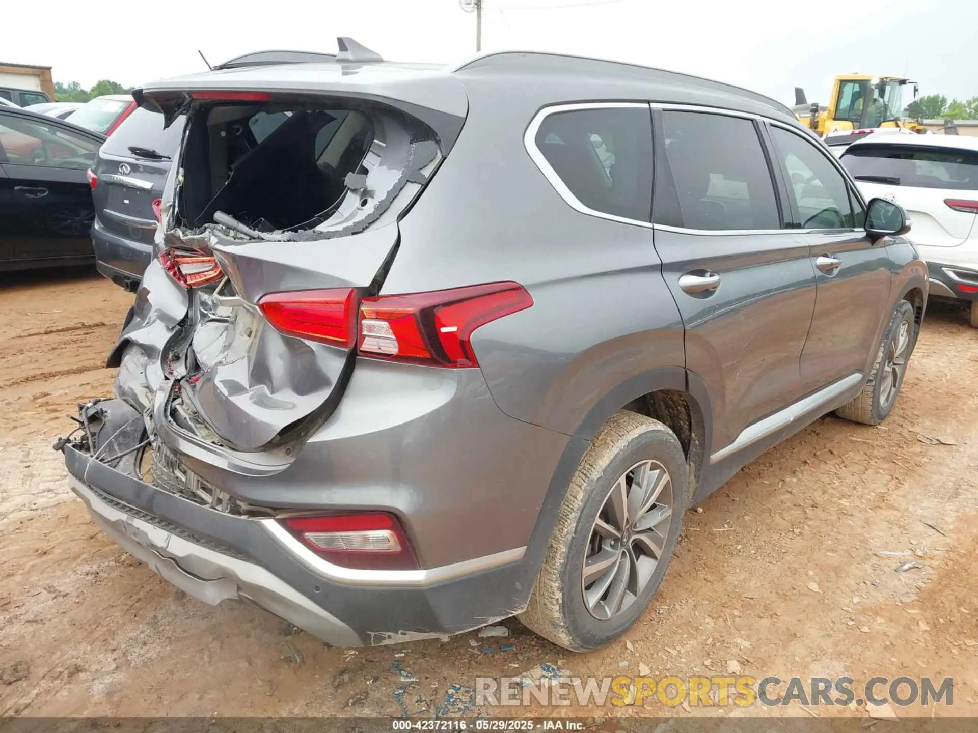4 Photograph of a damaged car 5NMS53AD9KH001597 HYUNDAI SANTA FE 2019
