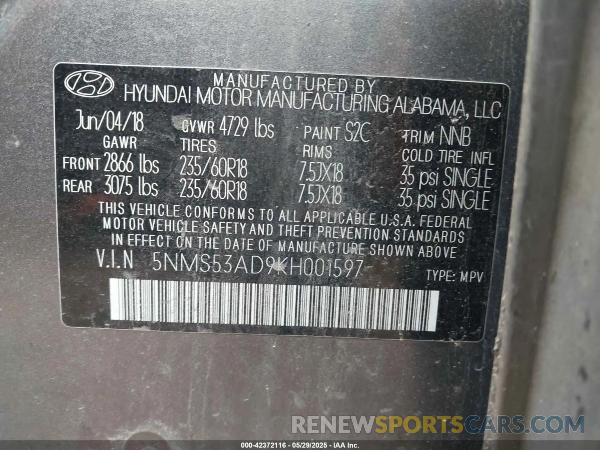 9 Photograph of a damaged car 5NMS53AD9KH001597 HYUNDAI SANTA FE 2019