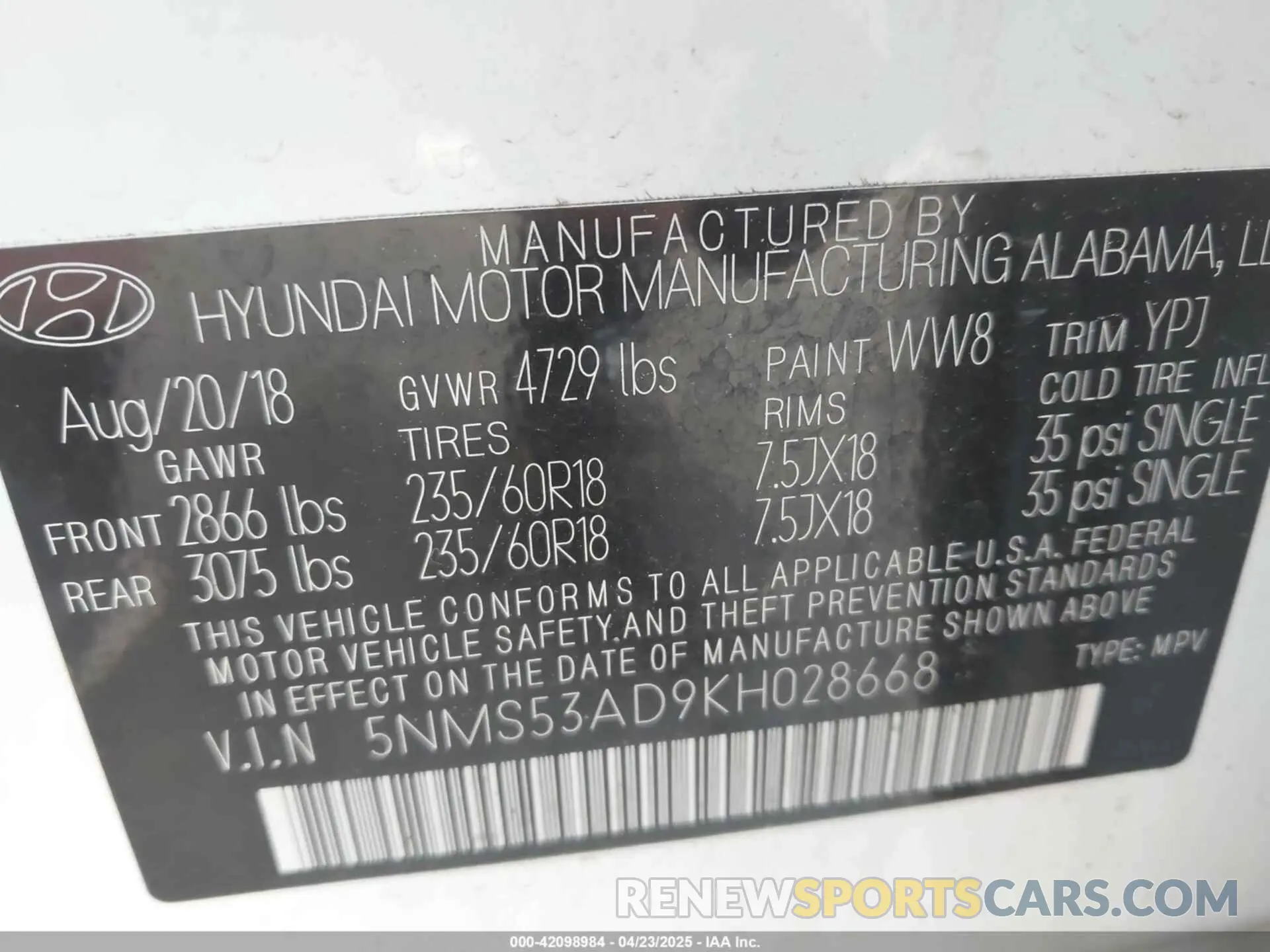 9 Photograph of a damaged car 5NMS53AD9KH028668 HYUNDAI SANTA FE 2019