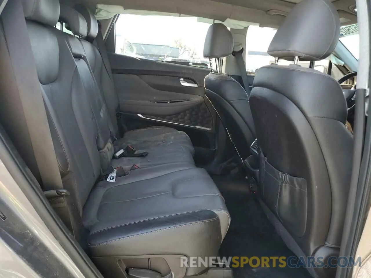 12 Photograph of a damaged car 5NMS53AD9KH045664 HYUNDAI SANTA FE 2019