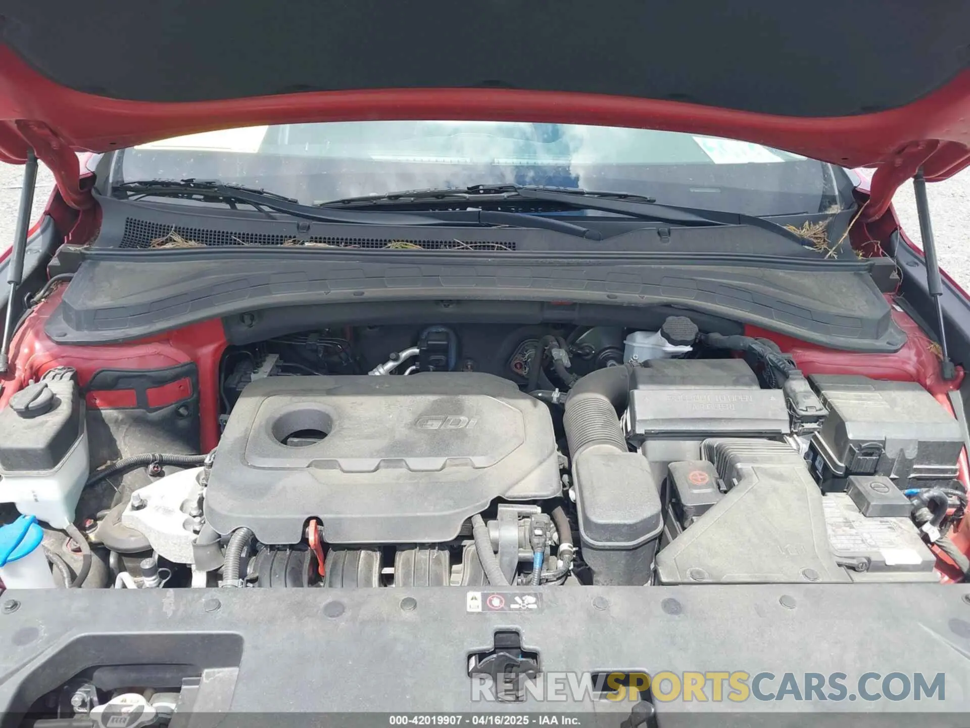 10 Photograph of a damaged car 5NMS53ADXKH059296 HYUNDAI SANTA FE 2019