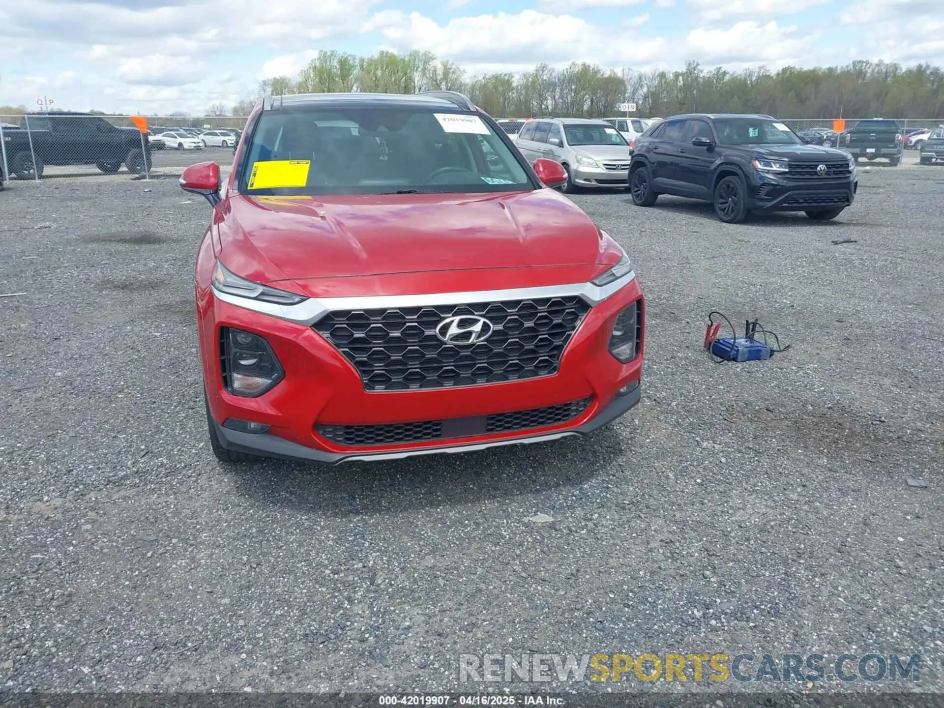 12 Photograph of a damaged car 5NMS53ADXKH059296 HYUNDAI SANTA FE 2019