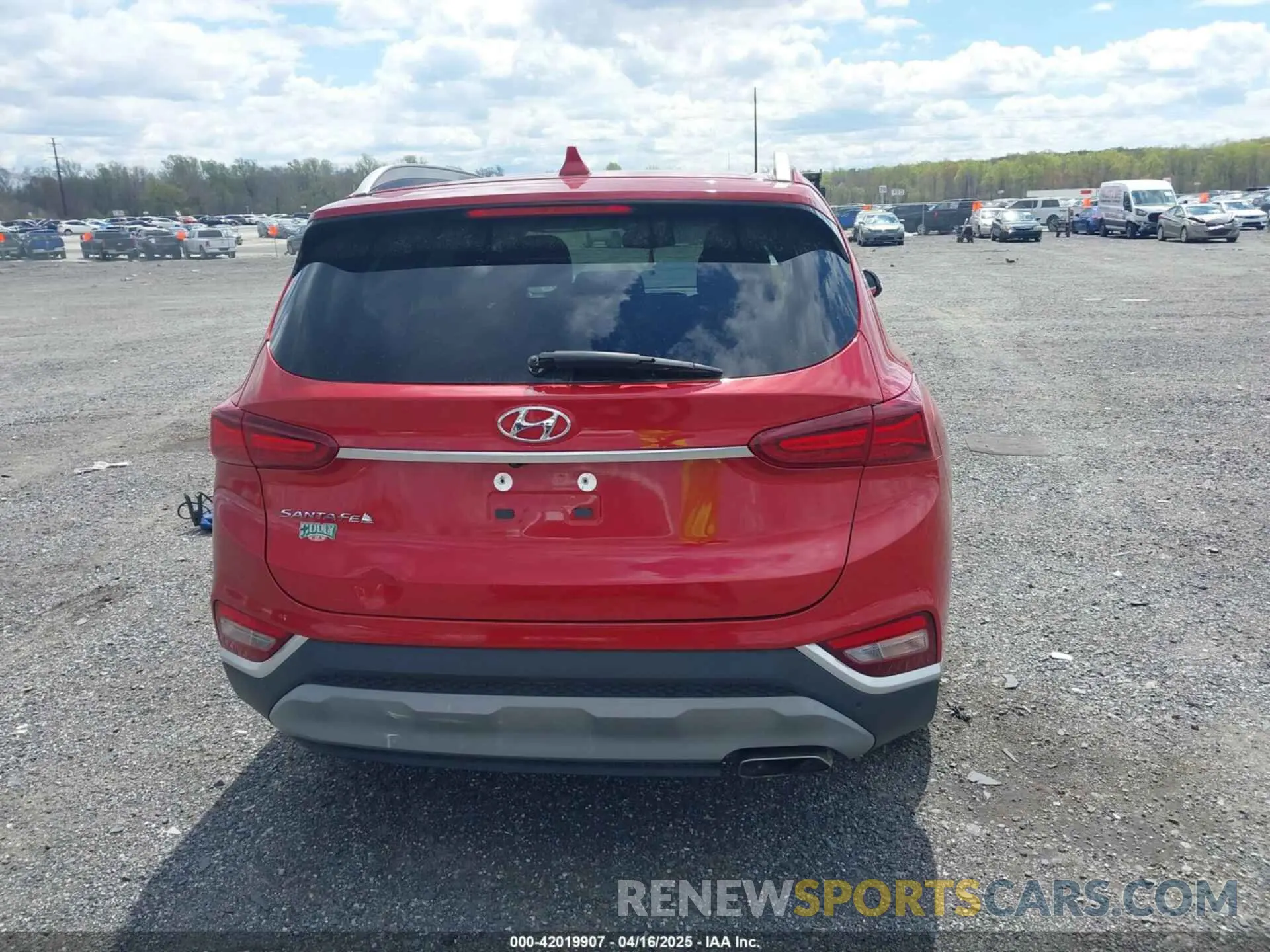 16 Photograph of a damaged car 5NMS53ADXKH059296 HYUNDAI SANTA FE 2019