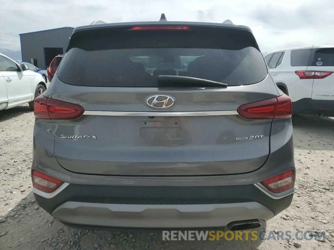 6 Photograph of a damaged car 5NMS5CAA0KH018326 HYUNDAI SANTA FE 2019