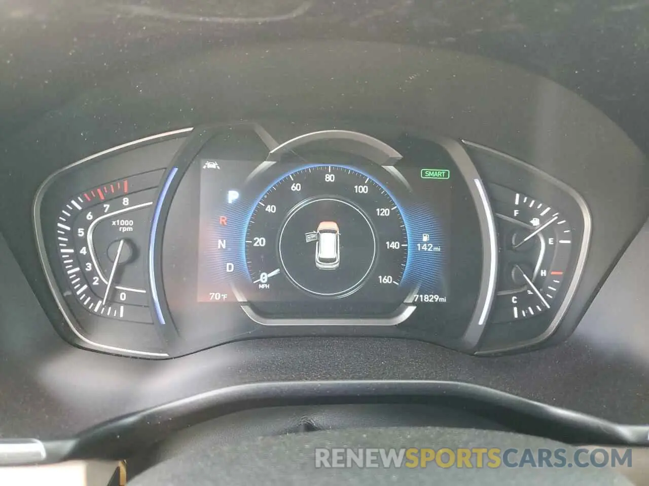 9 Photograph of a damaged car 5NMS5CAA1KH028282 HYUNDAI SANTA FE 2019