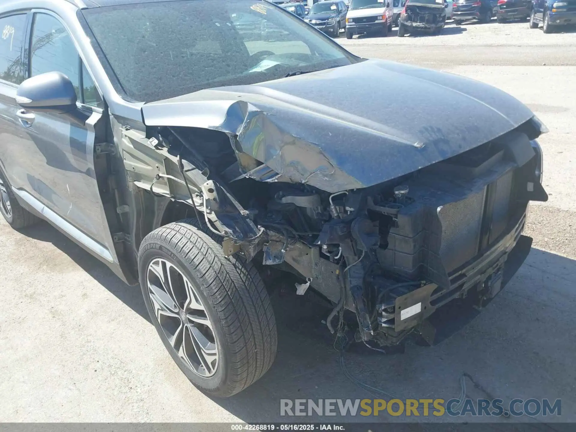 6 Photograph of a damaged car 5NMS5CAA1KH076297 HYUNDAI SANTA FE 2019
