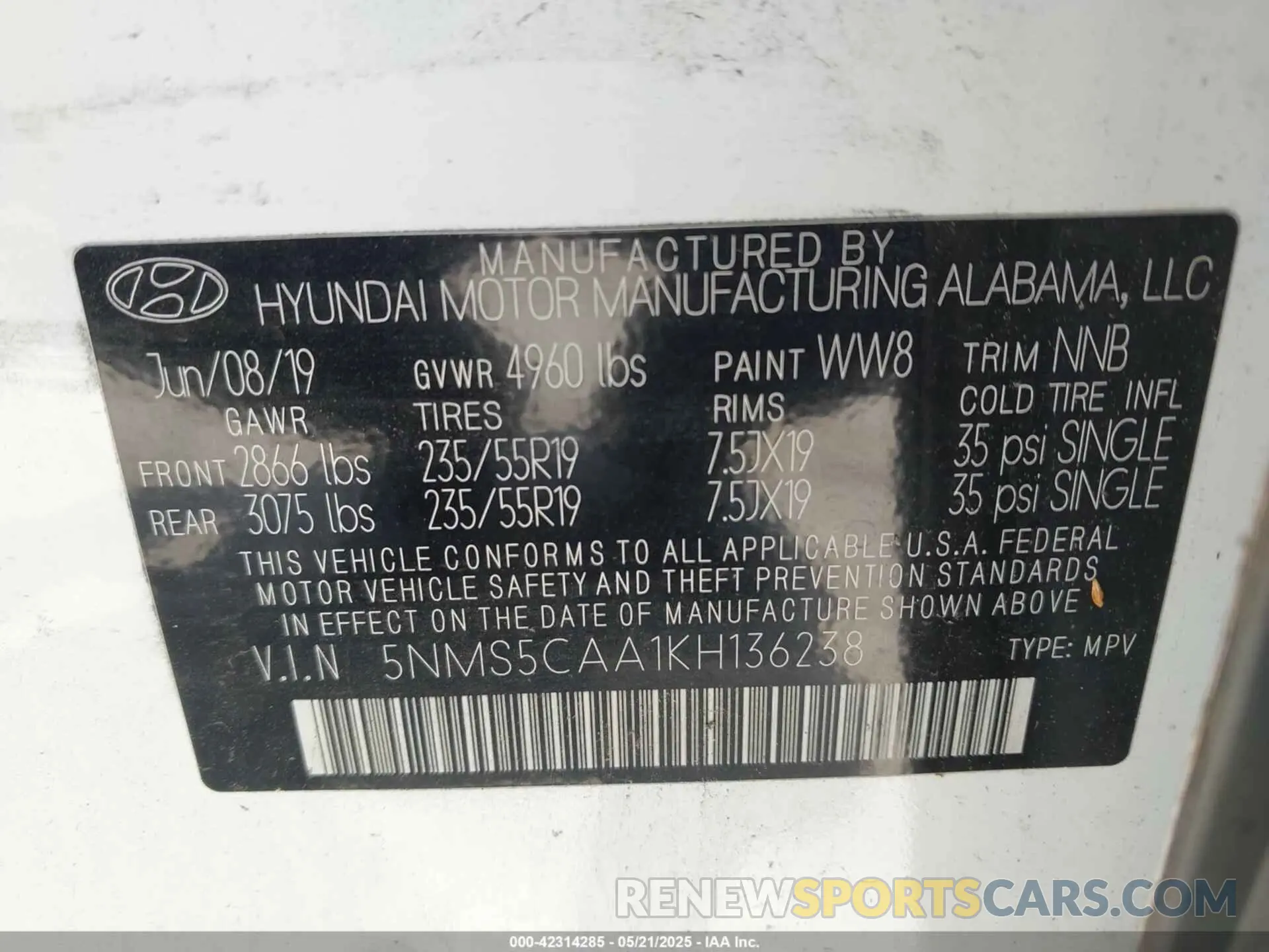 9 Photograph of a damaged car 5NMS5CAA1KH136238 HYUNDAI SANTA FE 2019