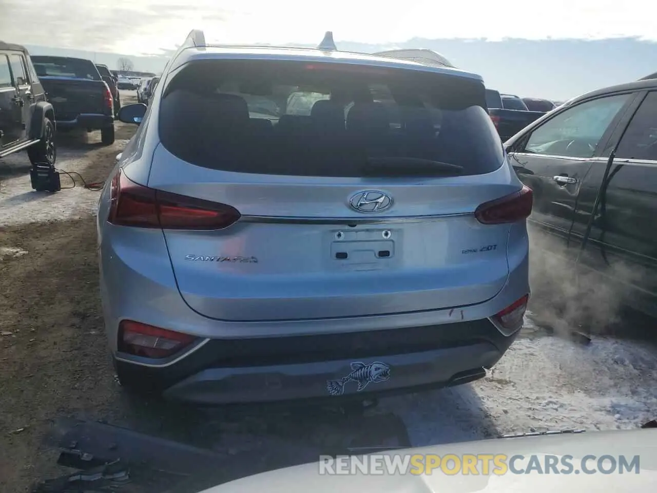 6 Photograph of a damaged car 5NMS5CAA2KH028243 HYUNDAI SANTA FE 2019