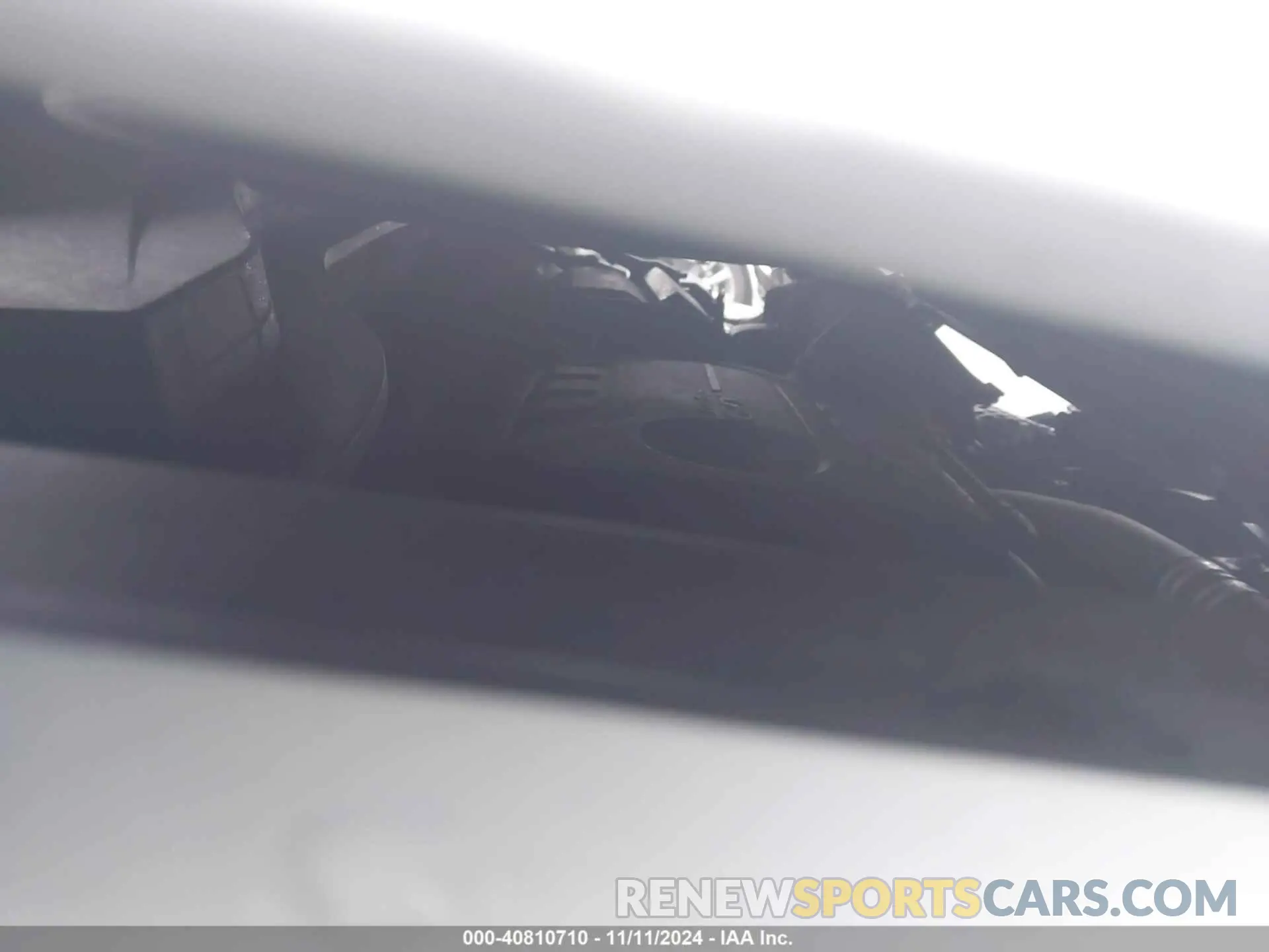 10 Photograph of a damaged car 5NMS5CAA3KH036089 HYUNDAI SANTA FE 2019