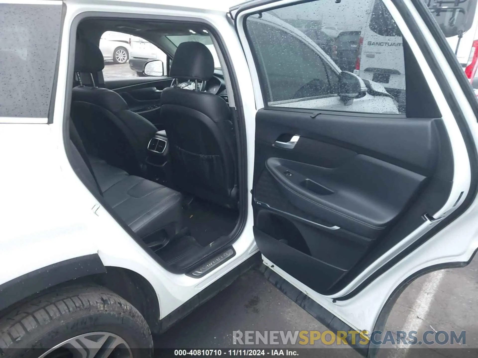 8 Photograph of a damaged car 5NMS5CAA3KH036089 HYUNDAI SANTA FE 2019