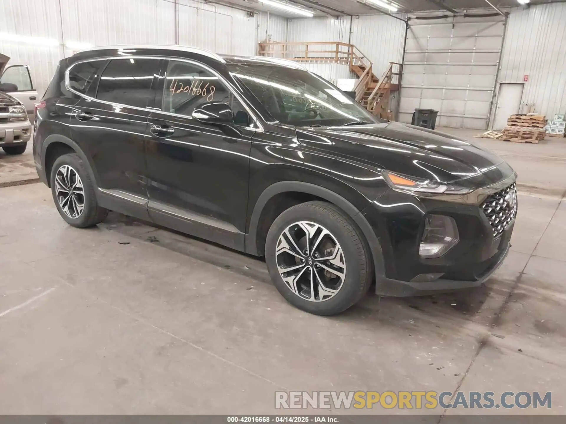 1 Photograph of a damaged car 5NMS5CAA3KH067925 HYUNDAI SANTA FE 2019