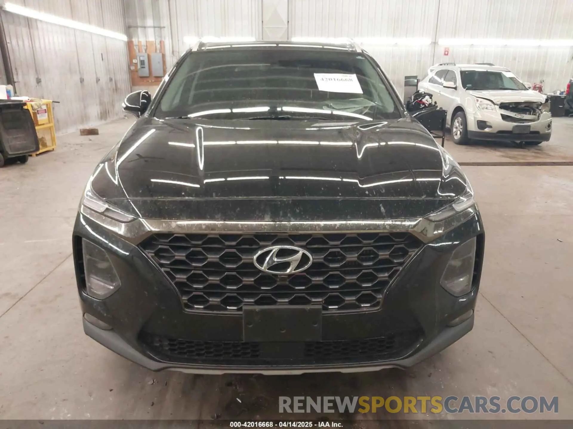 13 Photograph of a damaged car 5NMS5CAA3KH067925 HYUNDAI SANTA FE 2019