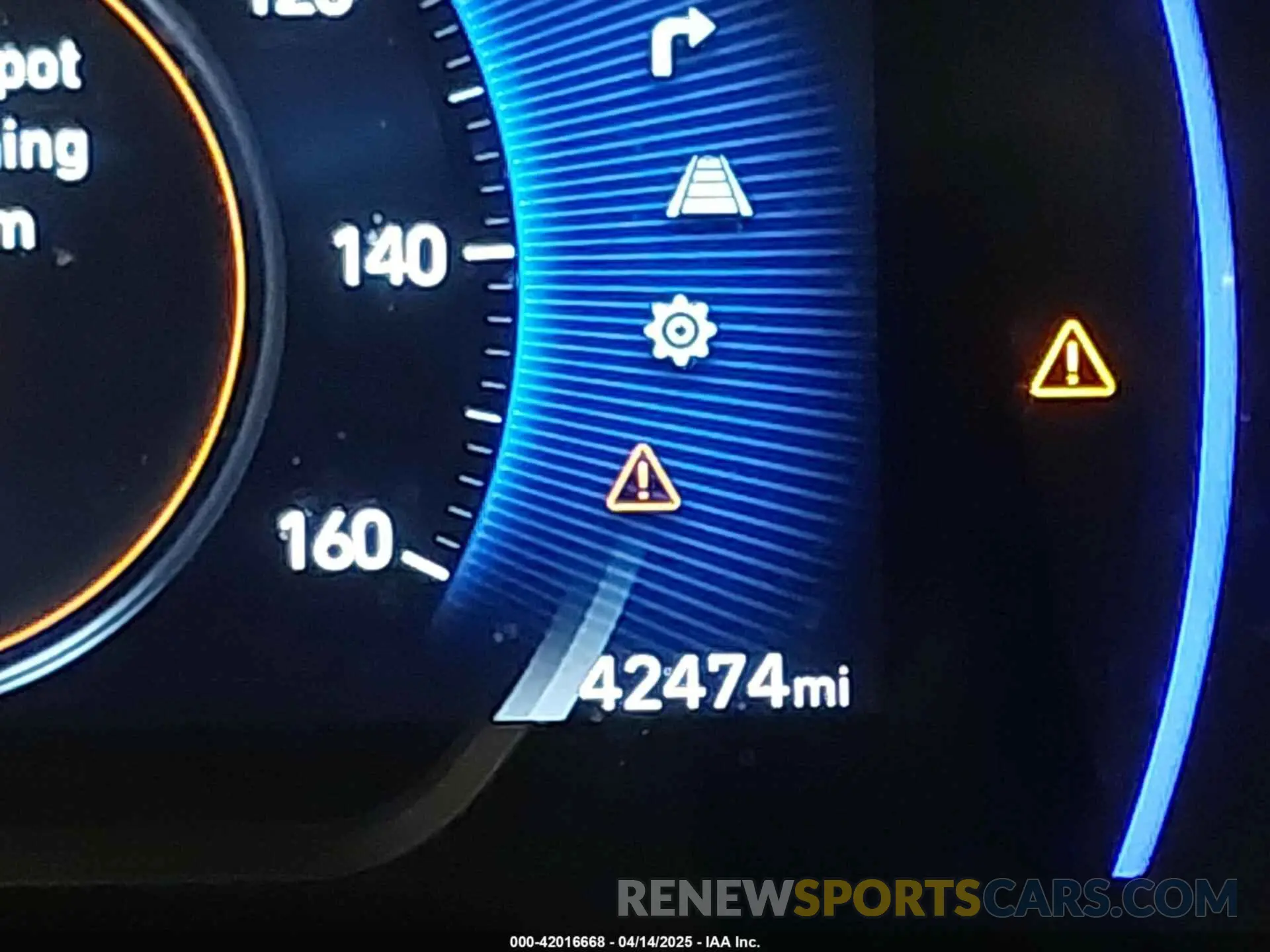 16 Photograph of a damaged car 5NMS5CAA3KH067925 HYUNDAI SANTA FE 2019