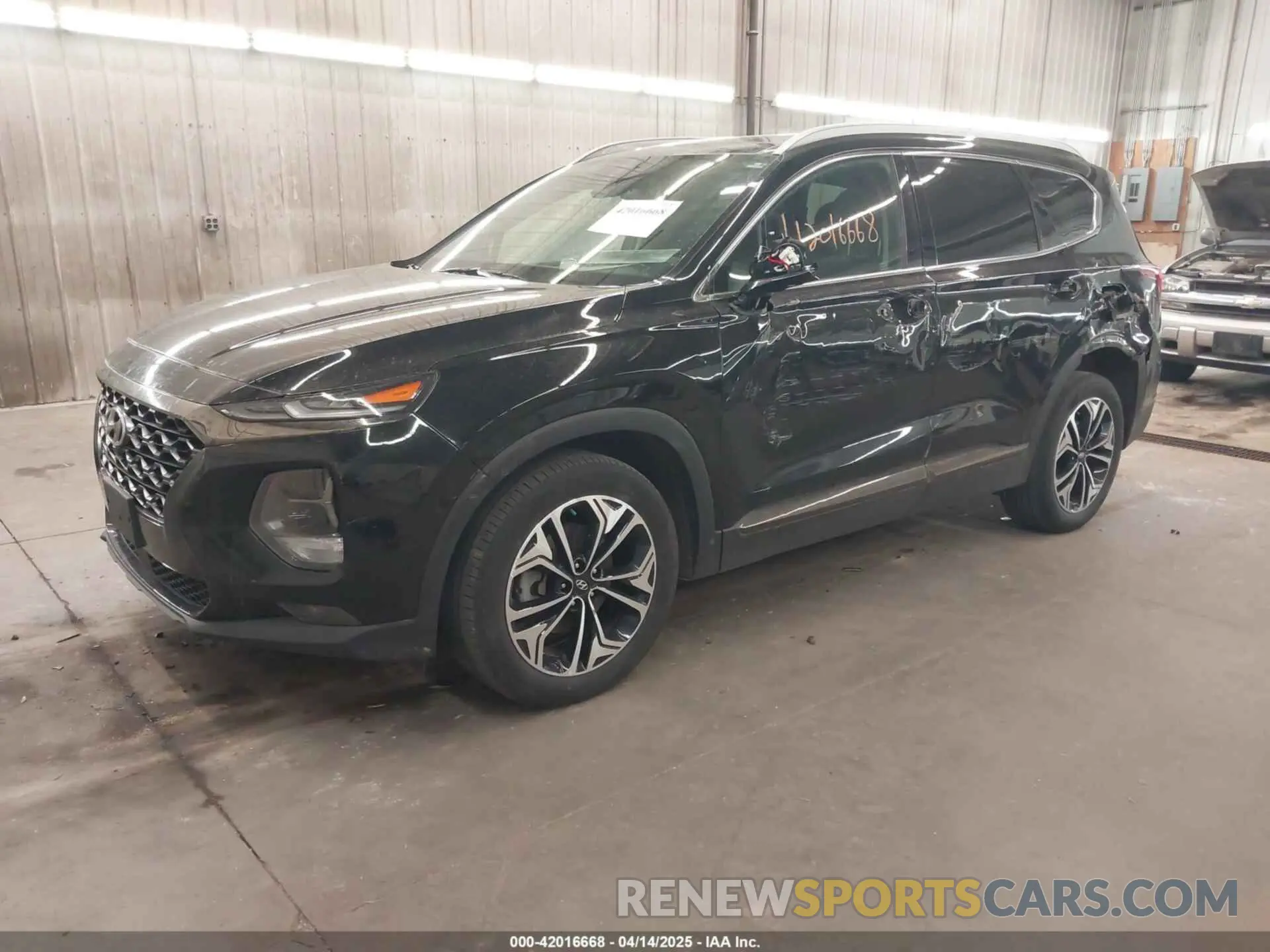 2 Photograph of a damaged car 5NMS5CAA3KH067925 HYUNDAI SANTA FE 2019