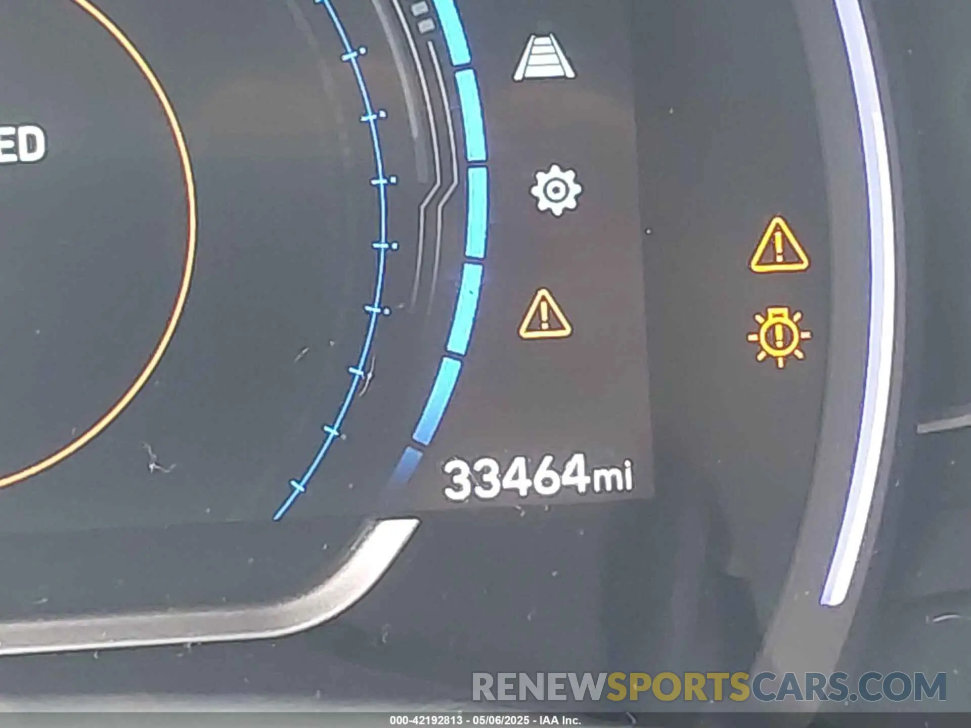 16 Photograph of a damaged car 5NMS5CAA4KH040376 HYUNDAI SANTA FE 2019