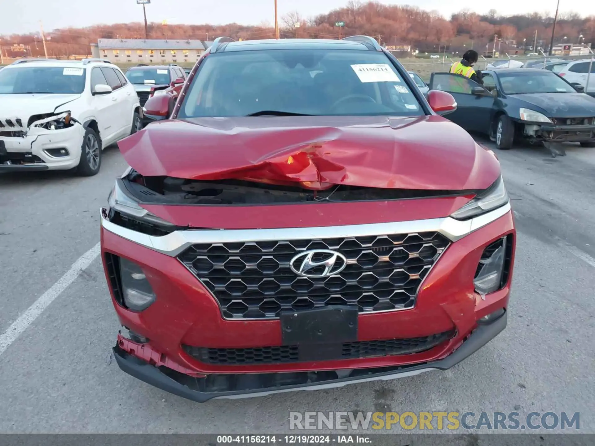 13 Photograph of a damaged car 5NMS5CAA4KH105145 HYUNDAI SANTA FE 2019