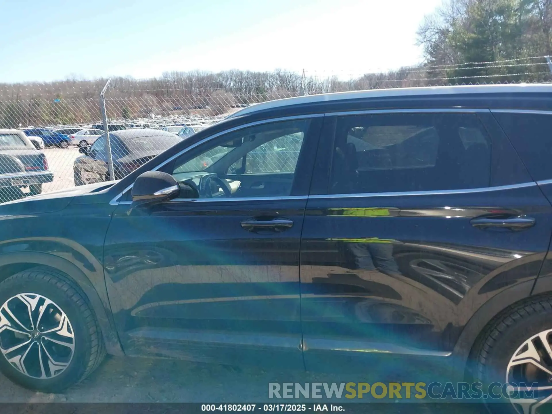 14 Photograph of a damaged car 5NMS5CAA6KH075047 HYUNDAI SANTA FE 2019
