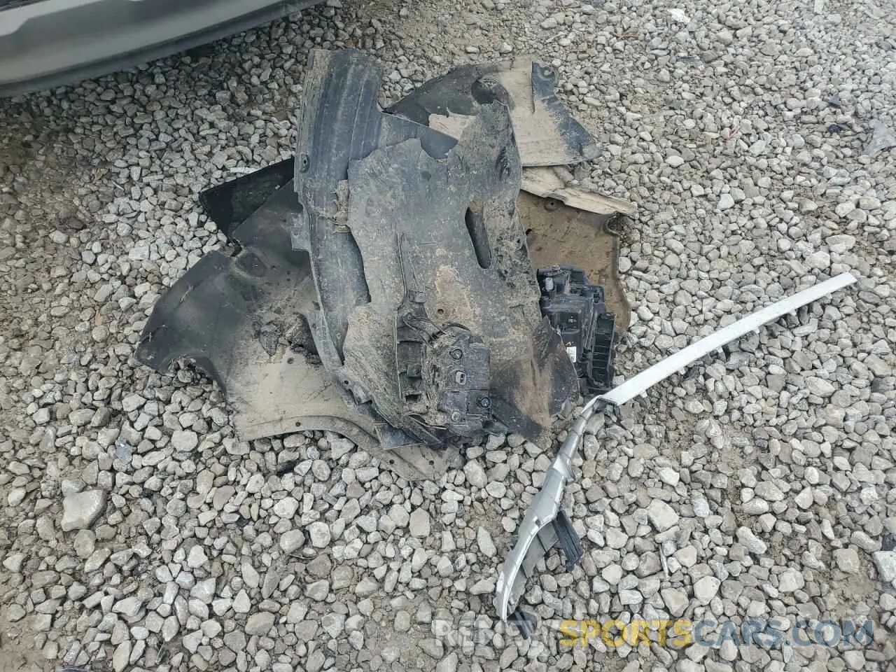 13 Photograph of a damaged car 5NMS5CAA6KH101453 HYUNDAI SANTA FE 2019