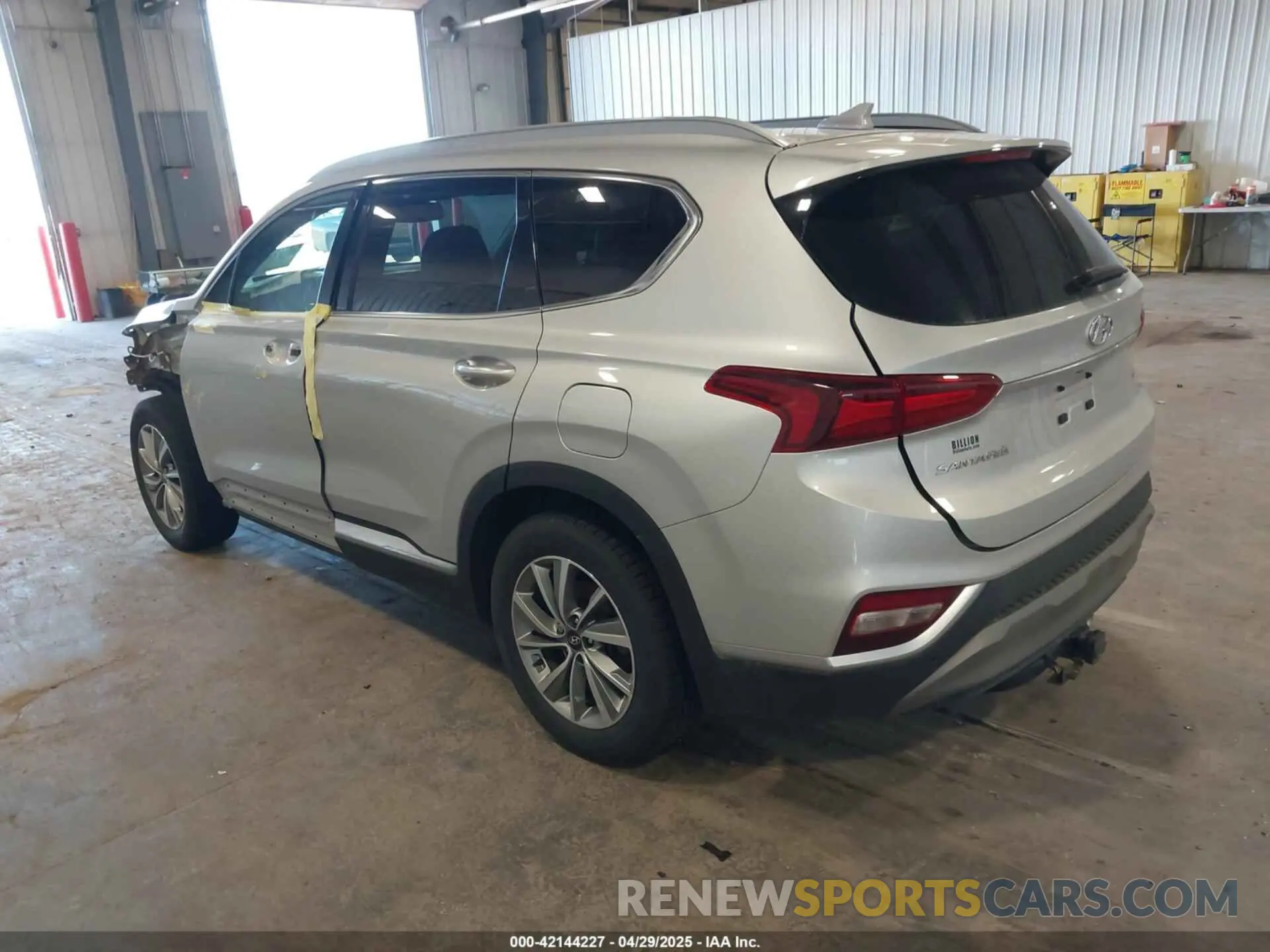 3 Photograph of a damaged car 5NMS5CAD2KH130605 HYUNDAI SANTA FE 2019
