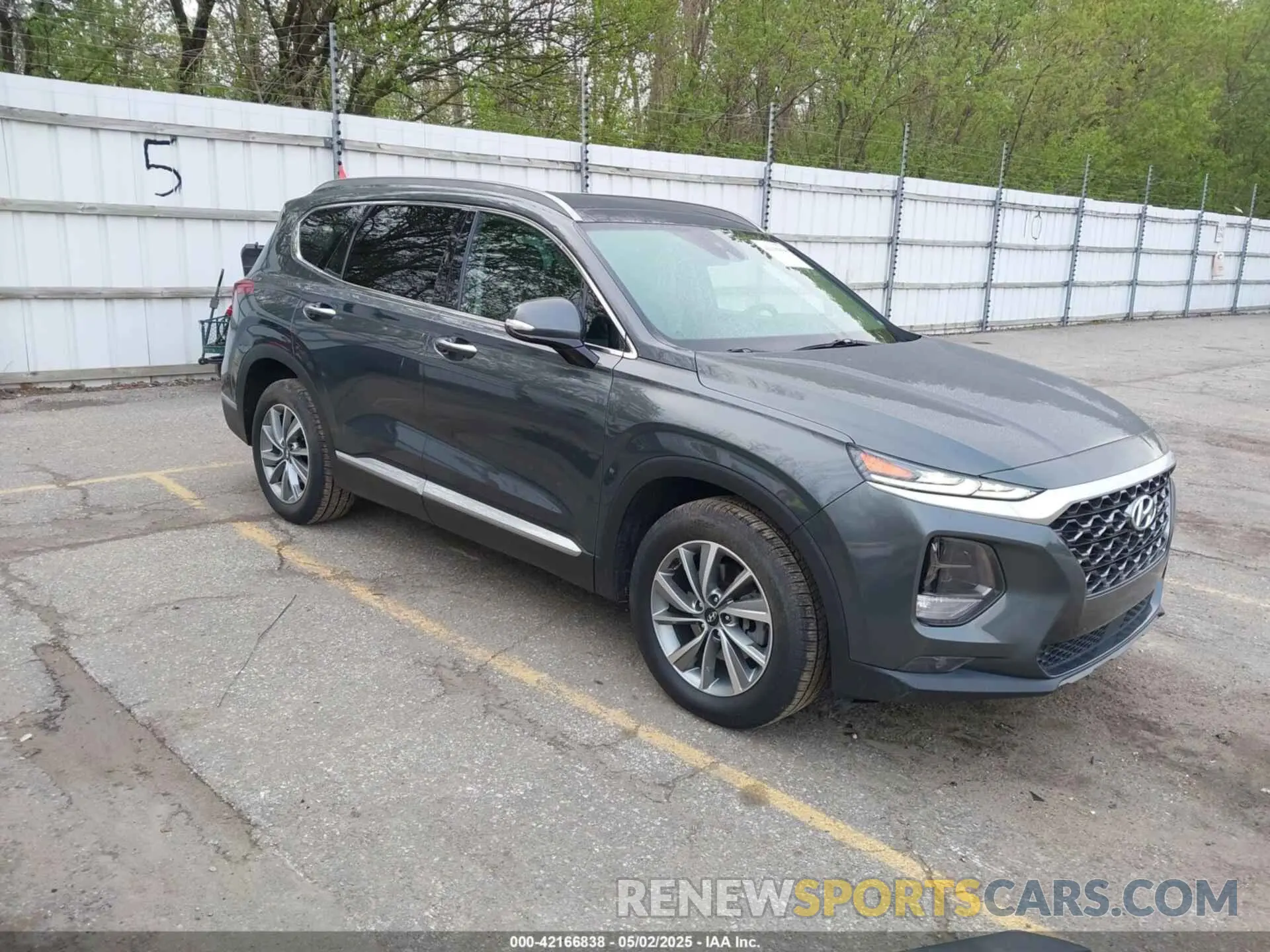 1 Photograph of a damaged car 5NMS5CAD5KH065720 HYUNDAI SANTA FE 2019