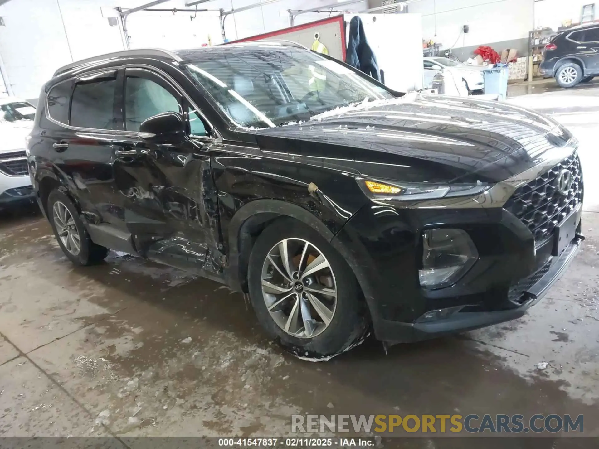 1 Photograph of a damaged car 5NMS5CAD6KH012752 HYUNDAI SANTA FE 2019