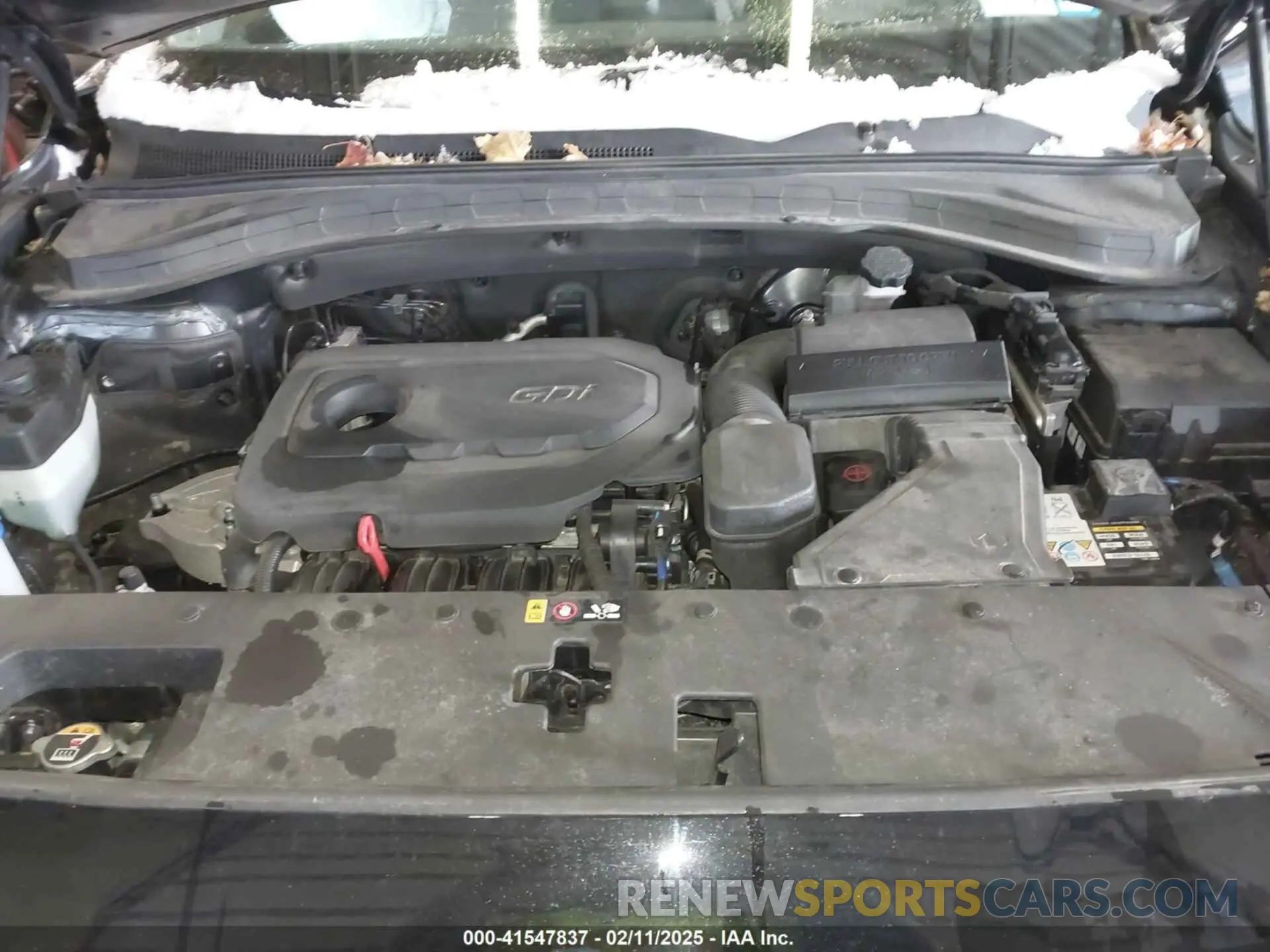 10 Photograph of a damaged car 5NMS5CAD6KH012752 HYUNDAI SANTA FE 2019