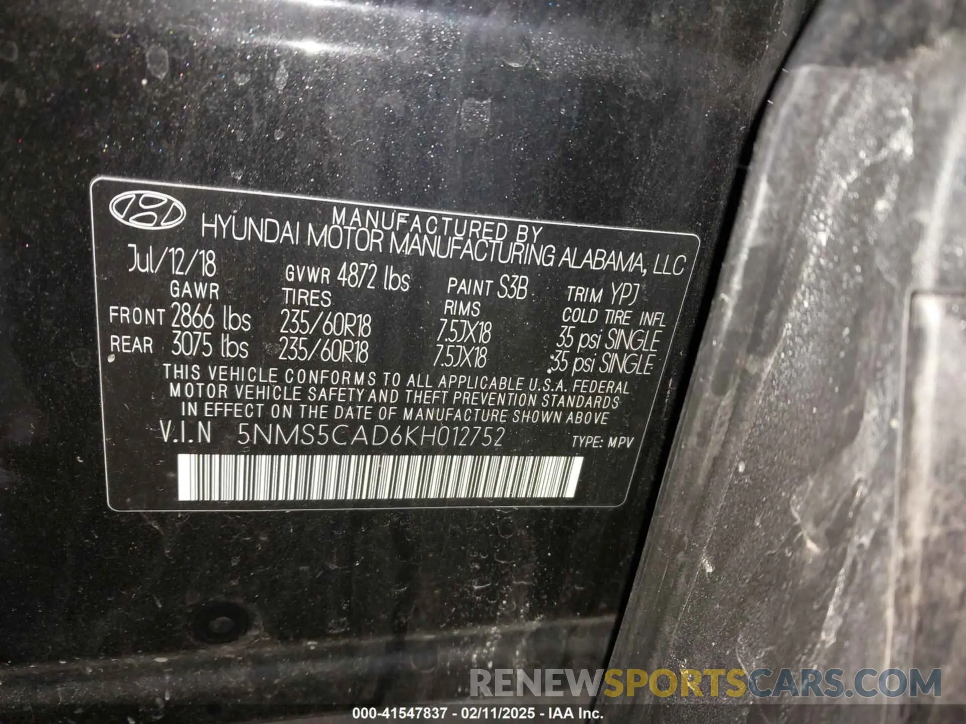 9 Photograph of a damaged car 5NMS5CAD6KH012752 HYUNDAI SANTA FE 2019