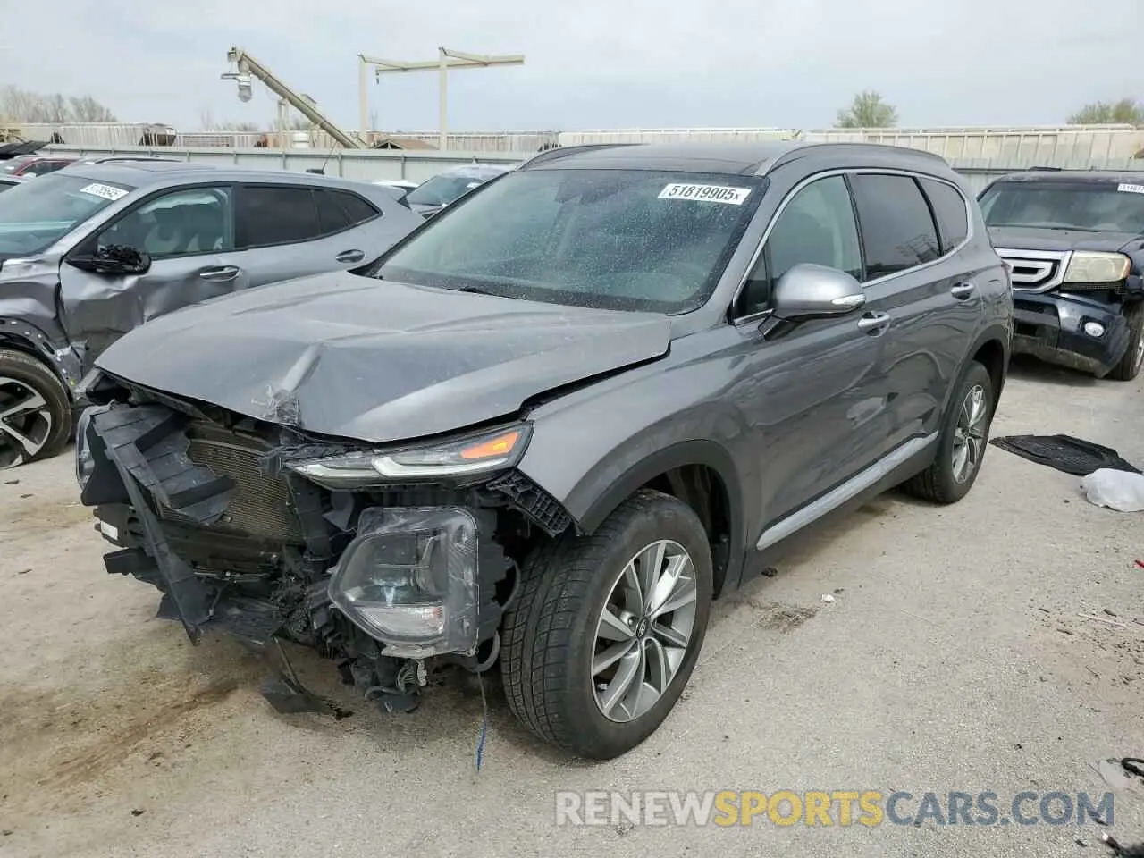 1 Photograph of a damaged car 5NMS5CAD6KH068948 HYUNDAI SANTA FE 2019